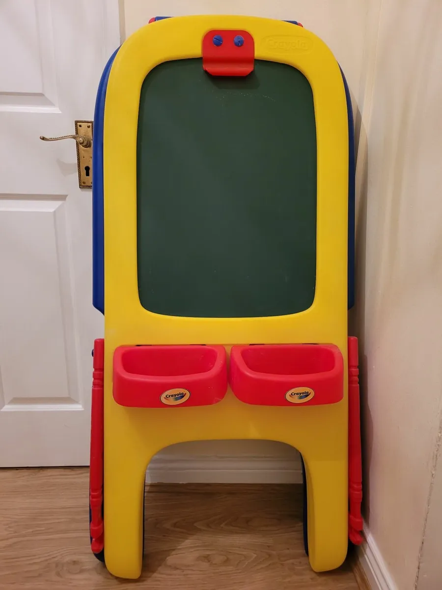 Kids Crayola Easel - Image 2