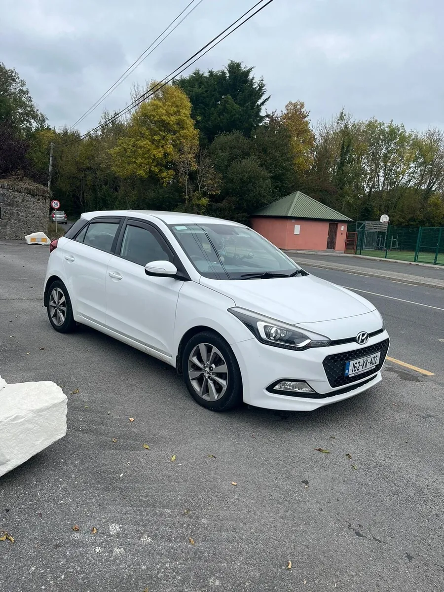 Hyundai i20 - Image 2