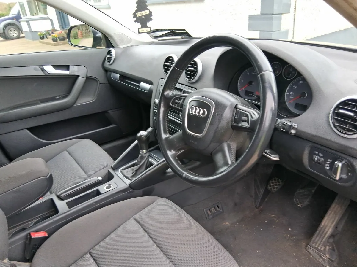 Audi A3 2010 1.6 Diesel - Image 4