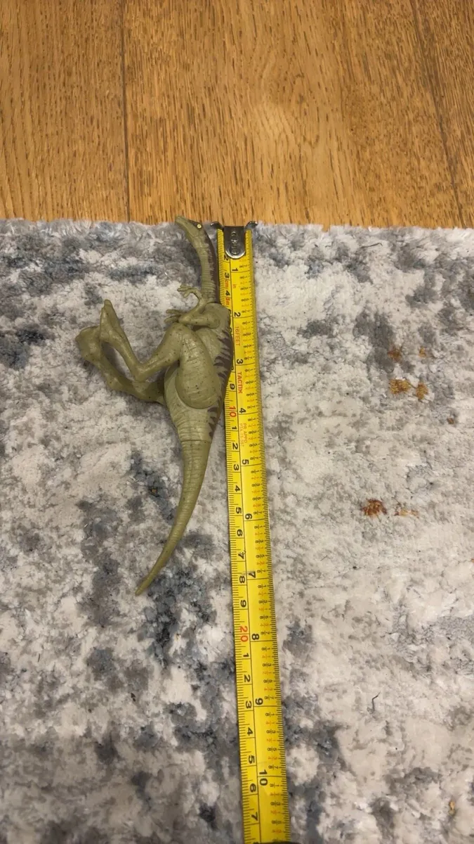 Dinosaur Figures Lot 1 - Image 2