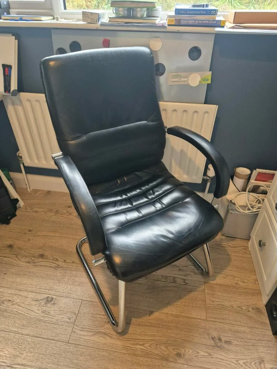 Executive Office Chair Black Leather - Image 2