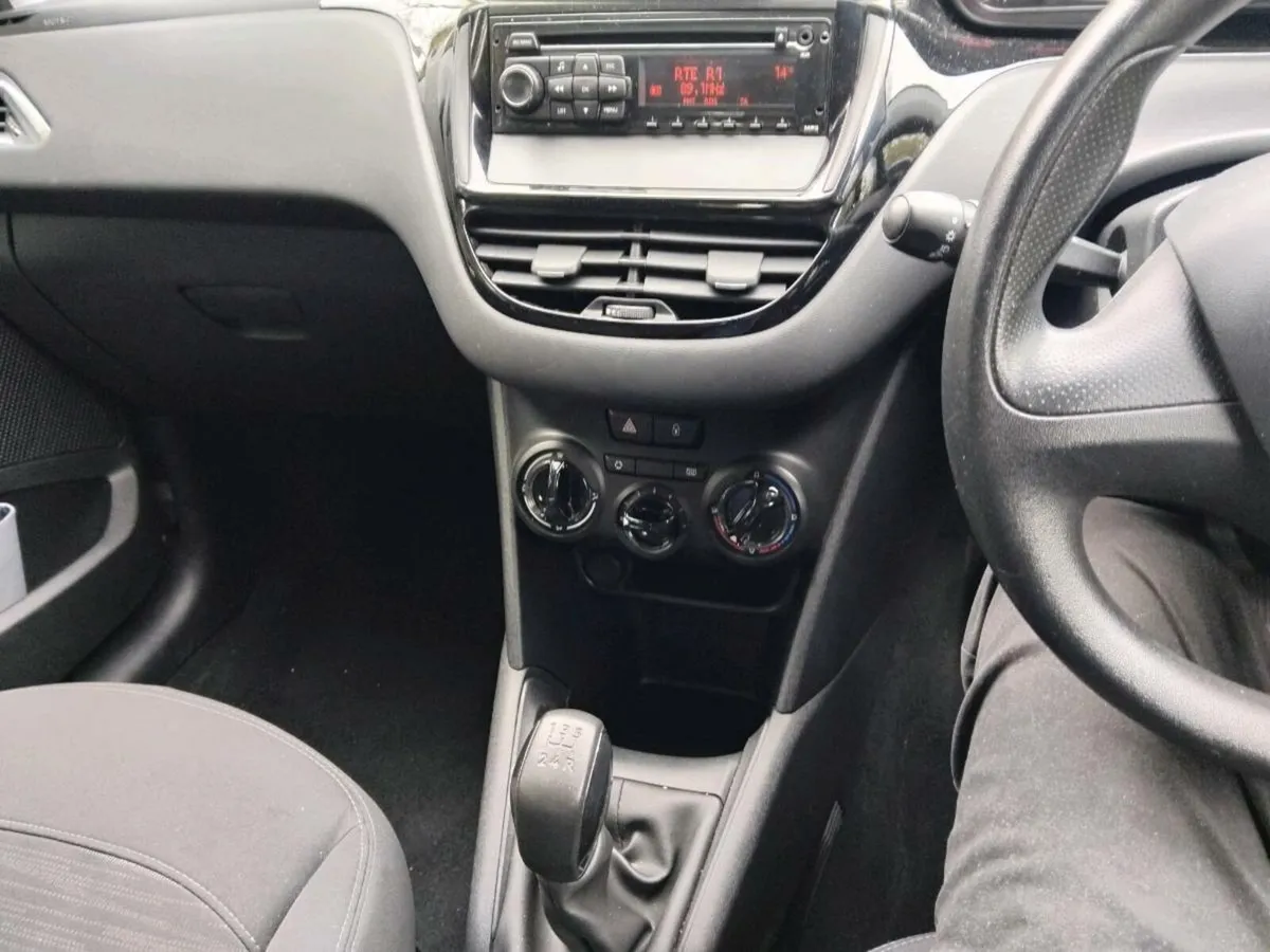 Car - Image 2