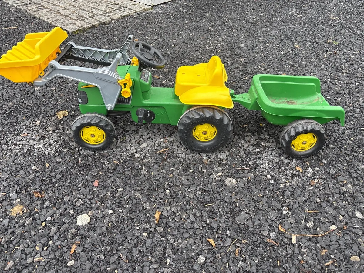 Rolly John Deere ride on tractor