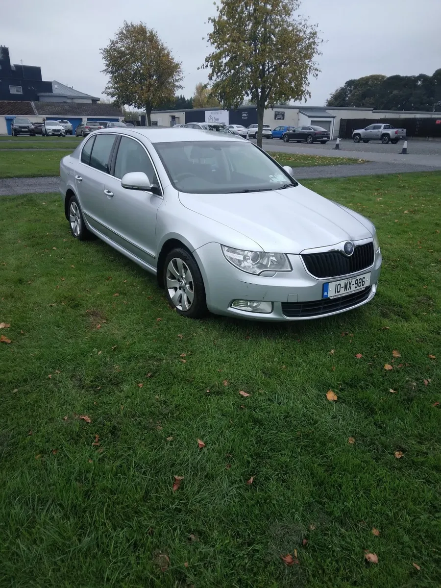 Skoda Superb 2010 - Image 3