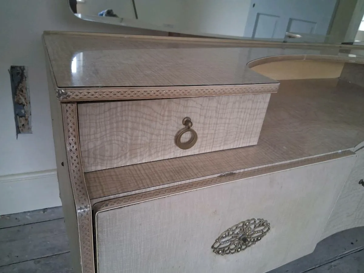 Art Deco dressing table - Image 2
