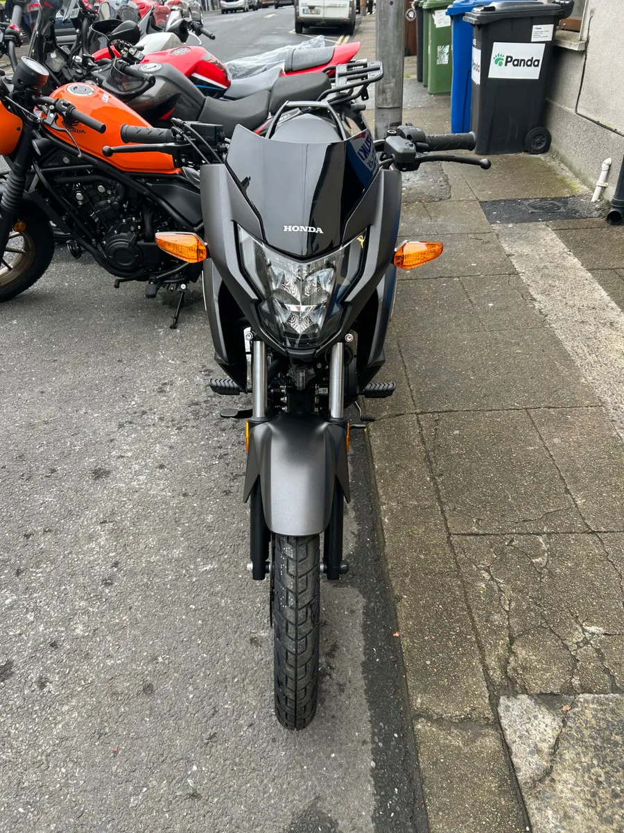New 2026 Honda CB125F - Image 4