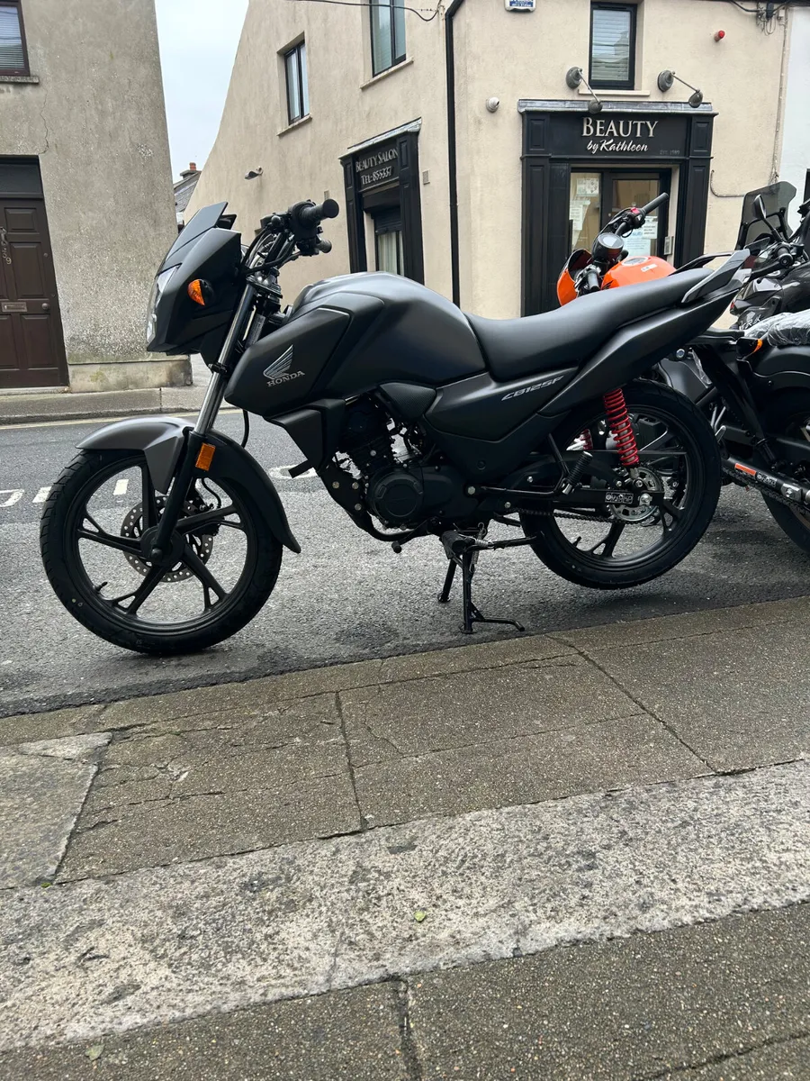 New 2026 Honda CB125F - Image 3