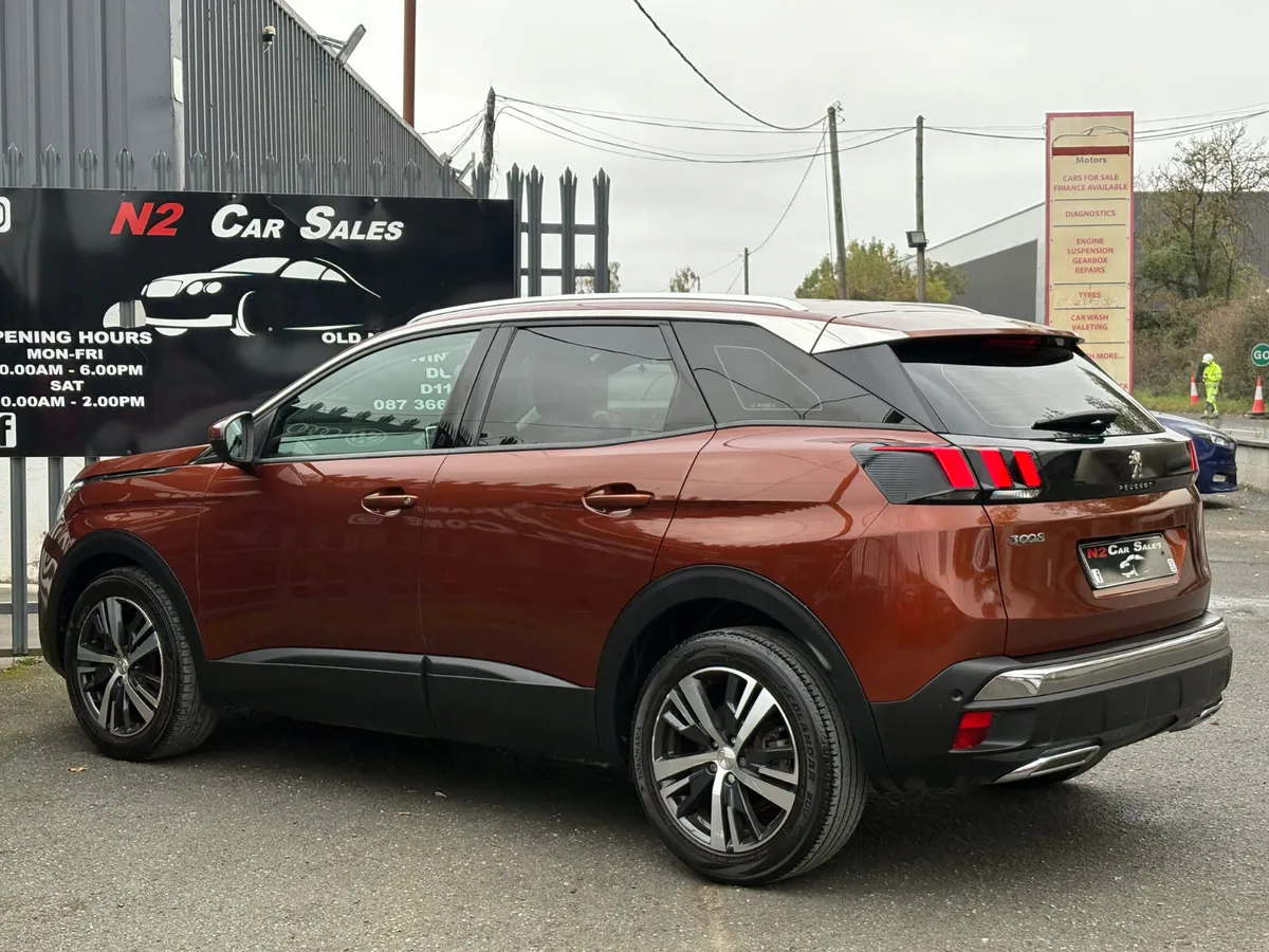 181 Peugeot 3008 1.2 Petrol, 1 Owner, LOW MILES - Image 4