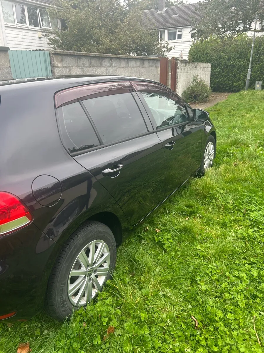 Volkswagen Golf 1.2 Automatic Petrol - Image 3