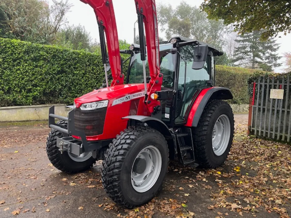 2022 MF 5709M Dyna-4 c/w FL.3819 Loader - Image 3