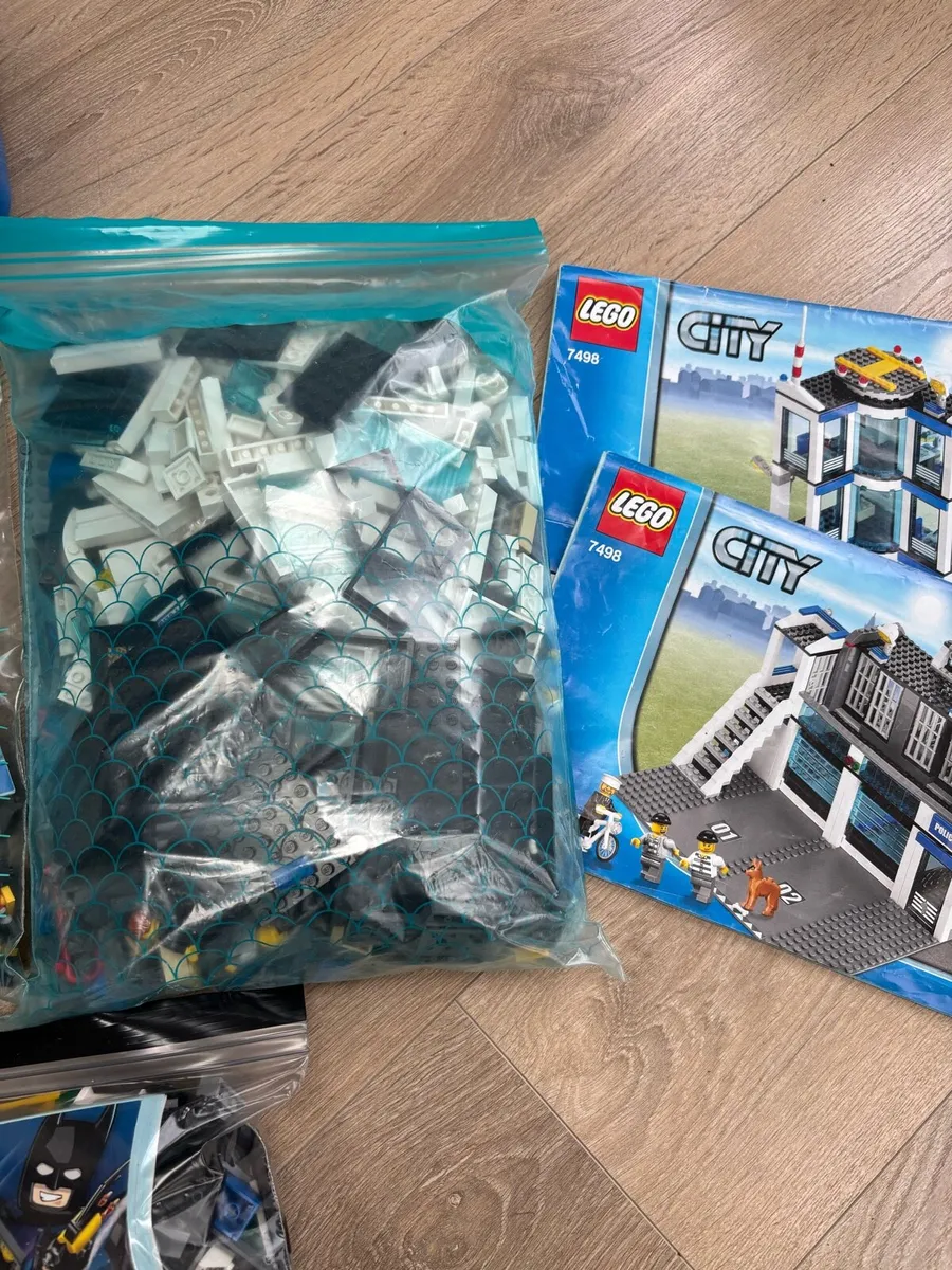 Lego Sets and Complete Blue Box - Image 2