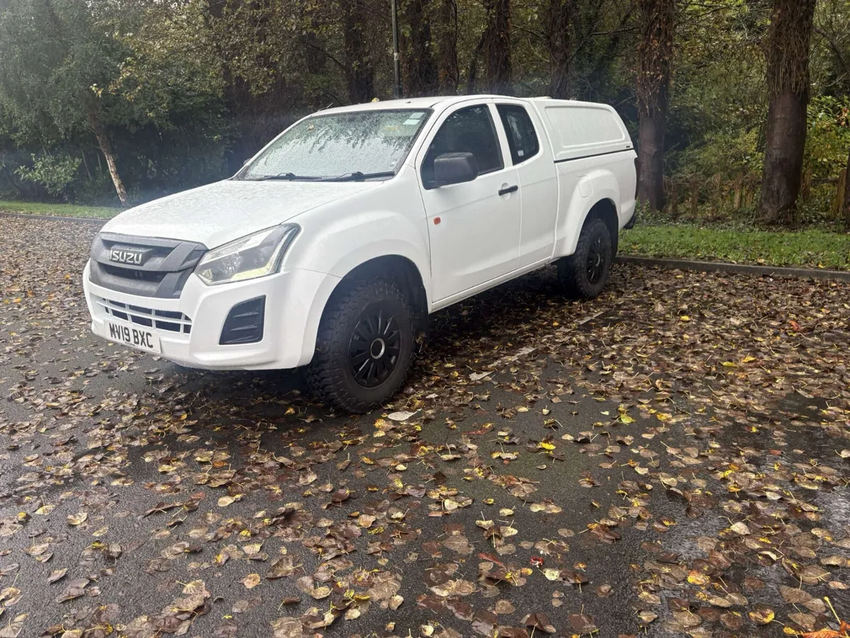 Isuzu D-Max 2019 - FINANCE AVAILABLE - Image 2