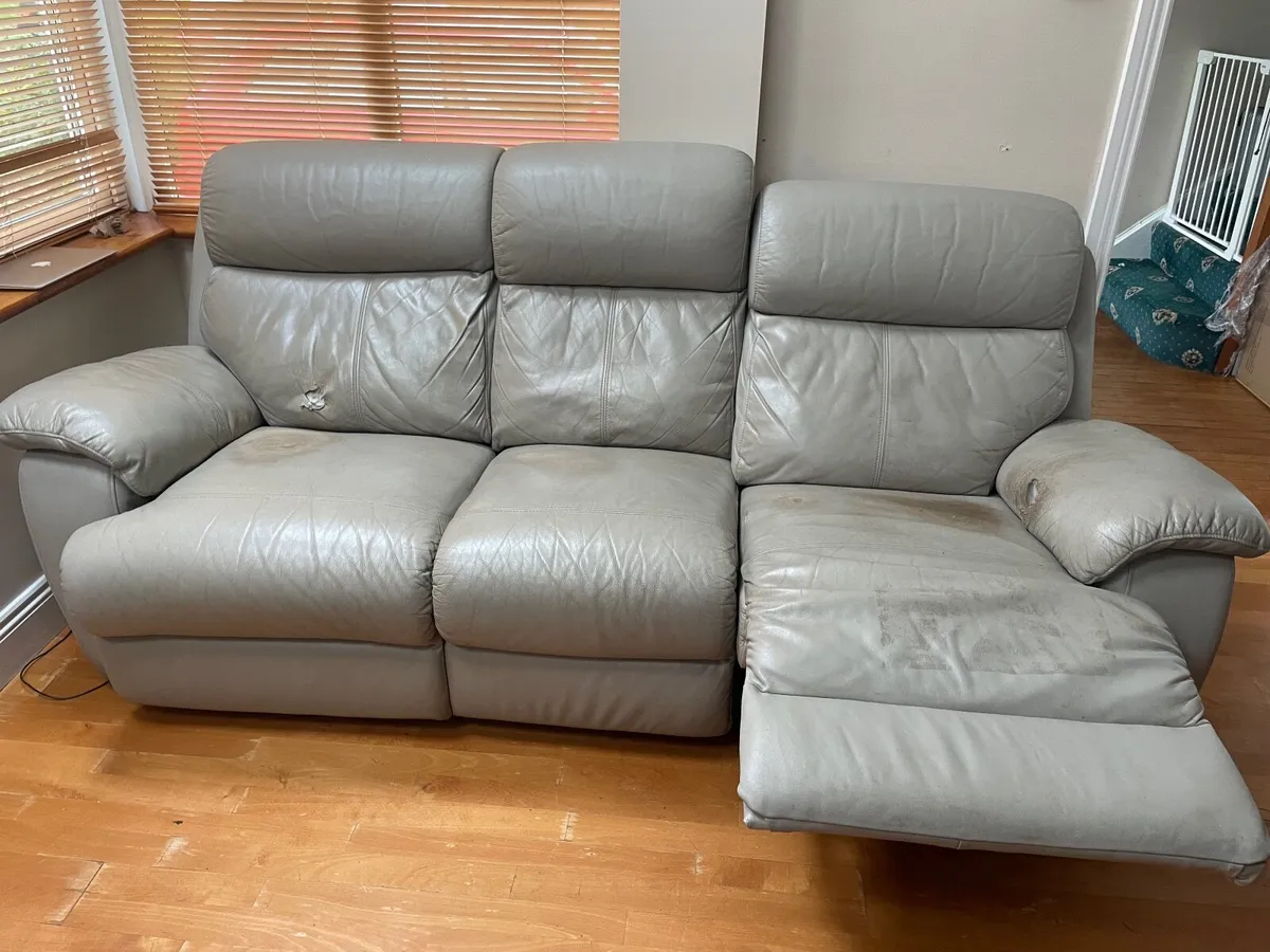 Sofa(free to collect) - Image 2