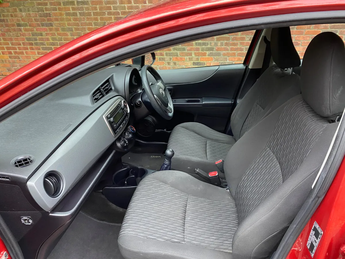 Toyota Yaris - €5,250 - Image 2