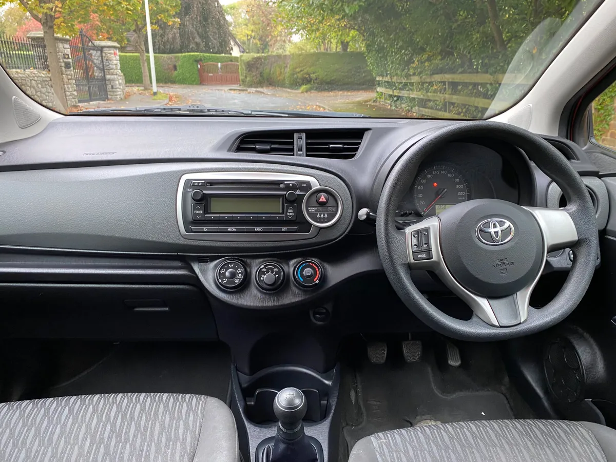 Toyota Yaris - €5,250 - Image 3