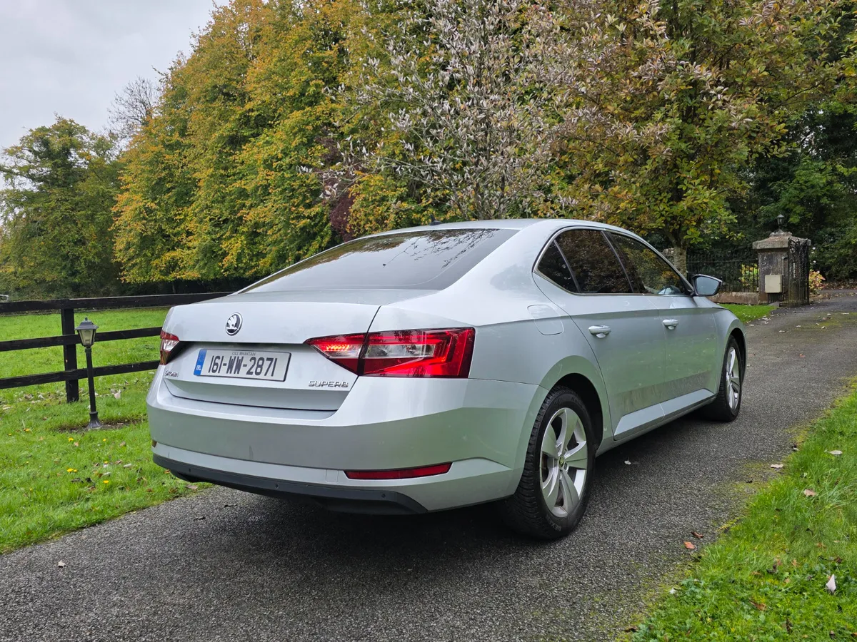 Skoda Superb 1.4Tsi 150 BHP AUTO 1 Owner FSH - Image 3
