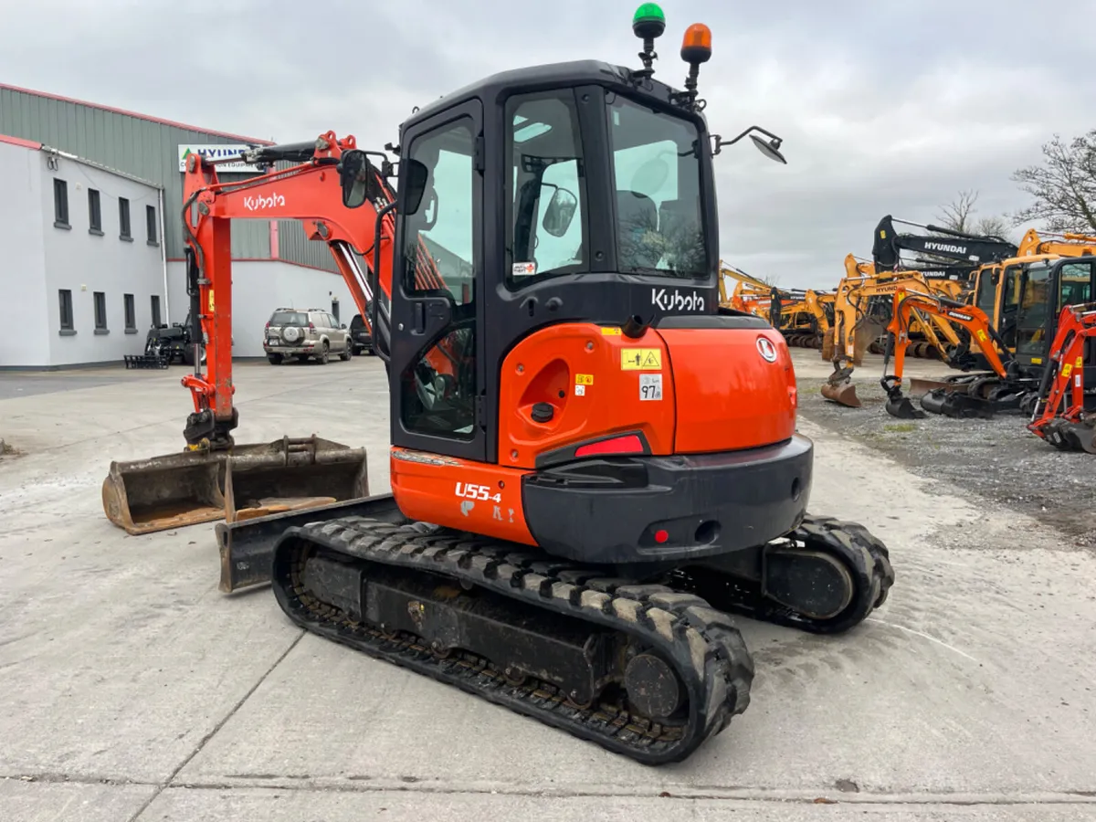 2017 Kubota U55-4 - Image 3