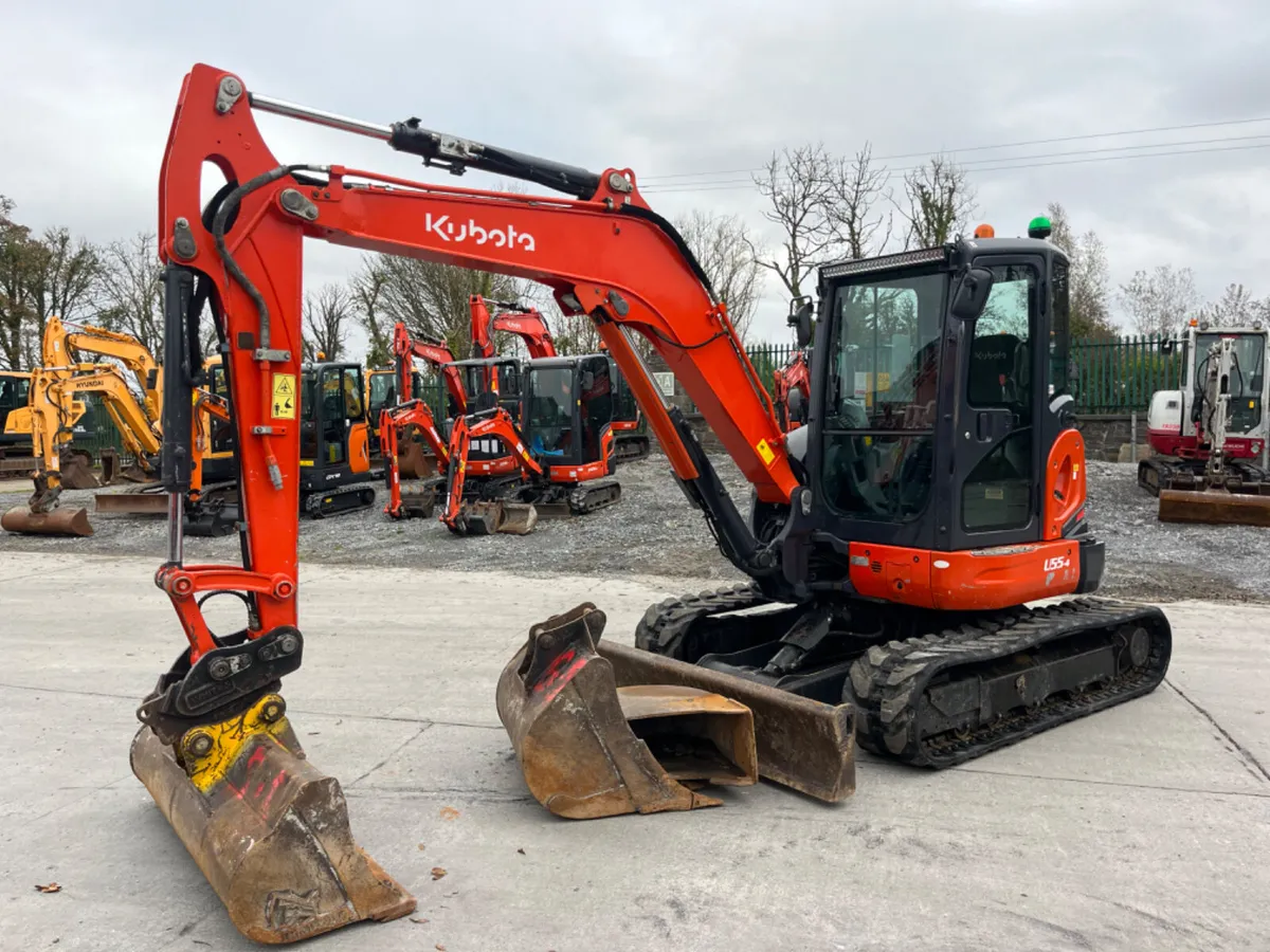 2017 Kubota U55-4 - Image 2