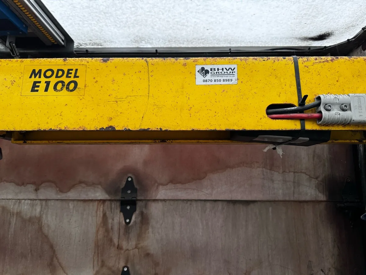 Electric crane/winch - Image 2