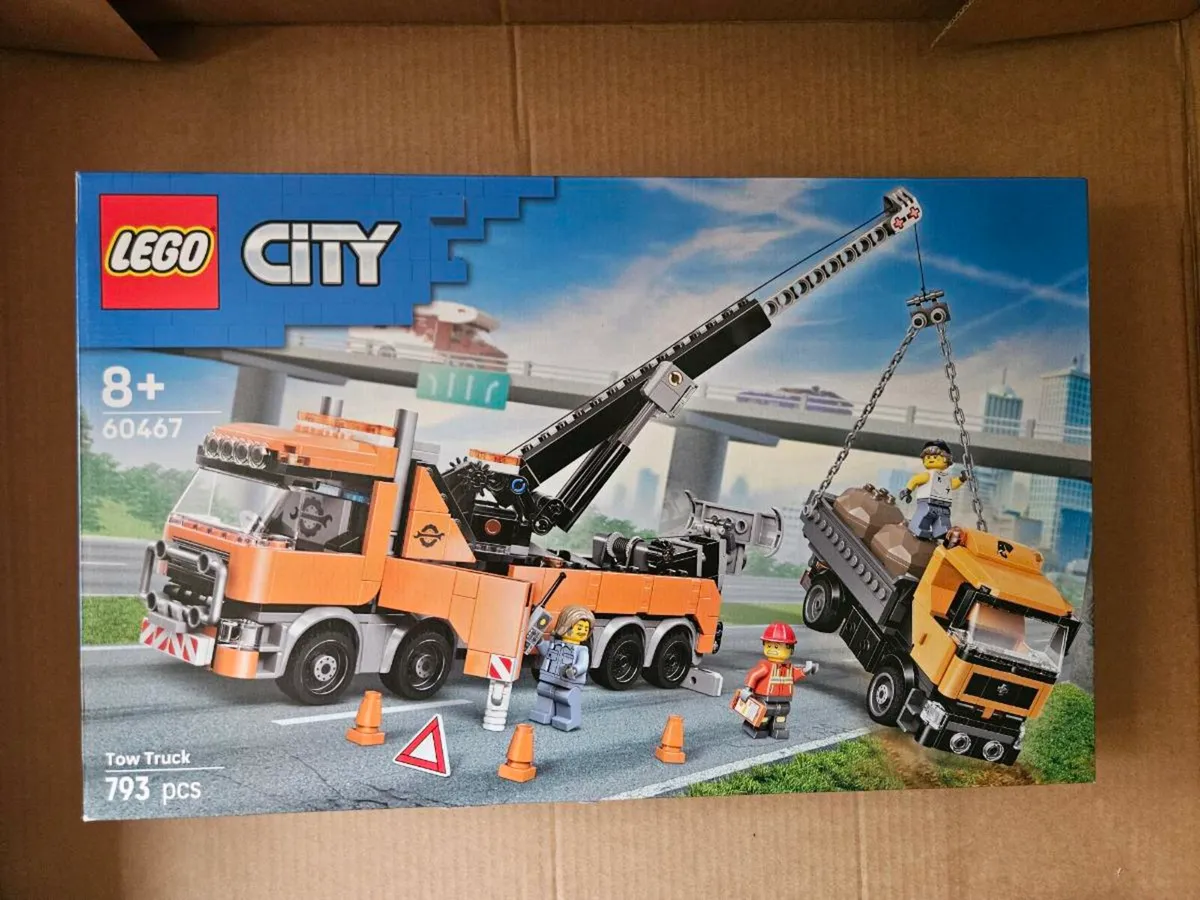 Lego tow truck 60467