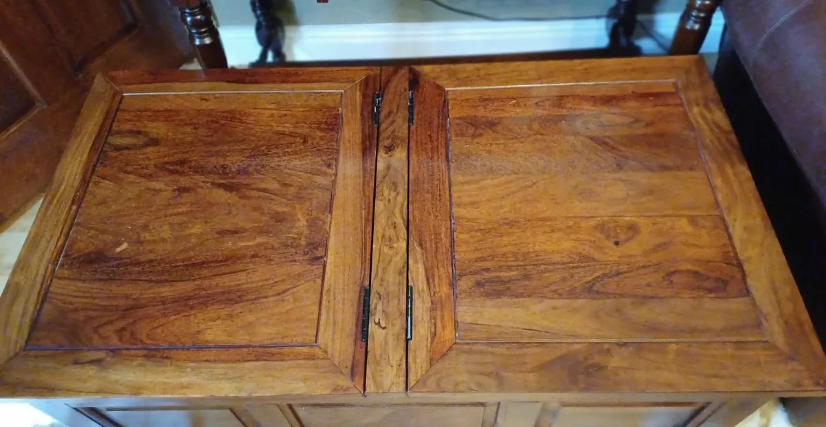 Coffee Table/Storage - Image 2