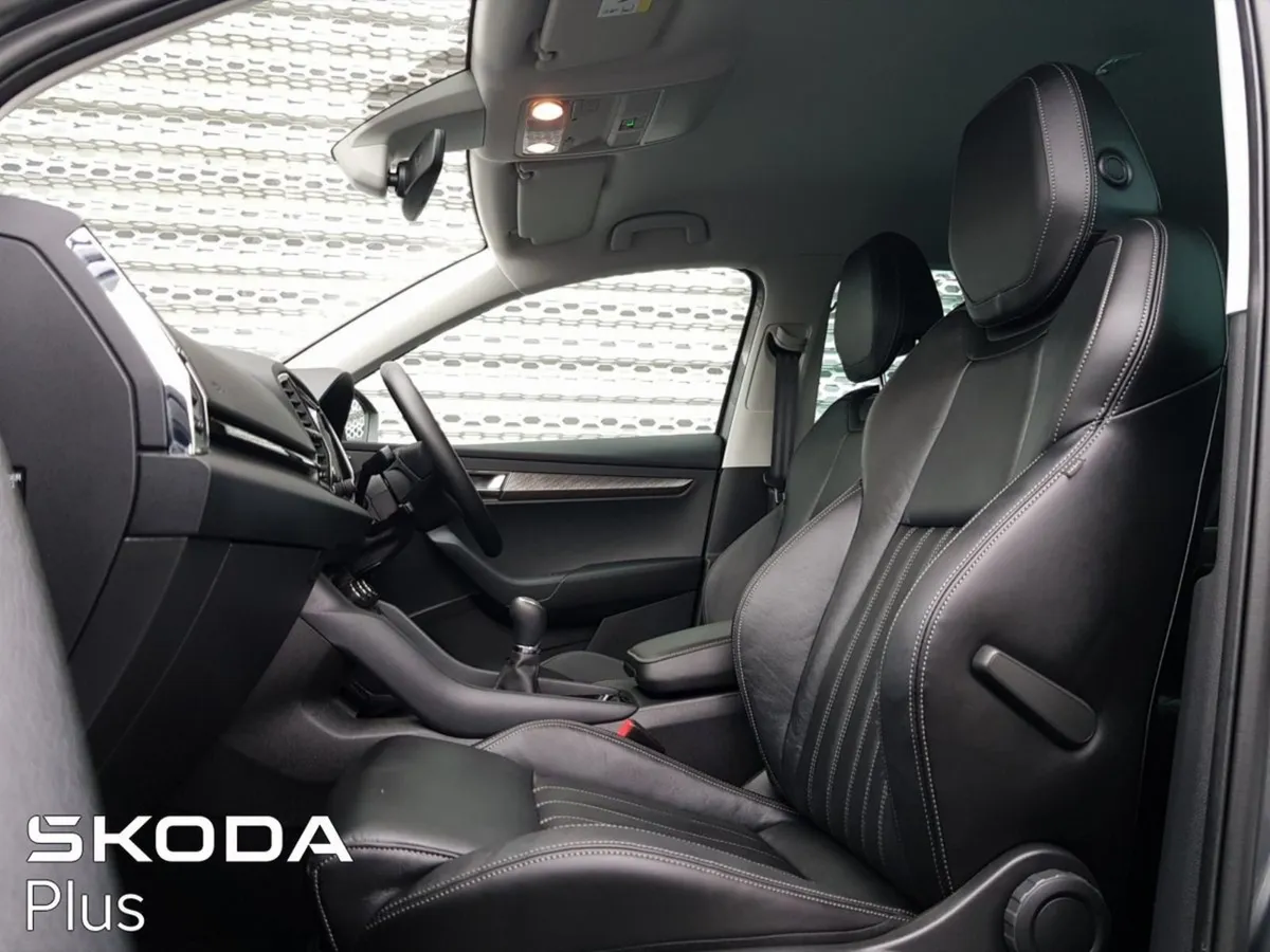 Skoda Karoq Selection Plus 2.0tdi 115HP - Image 3