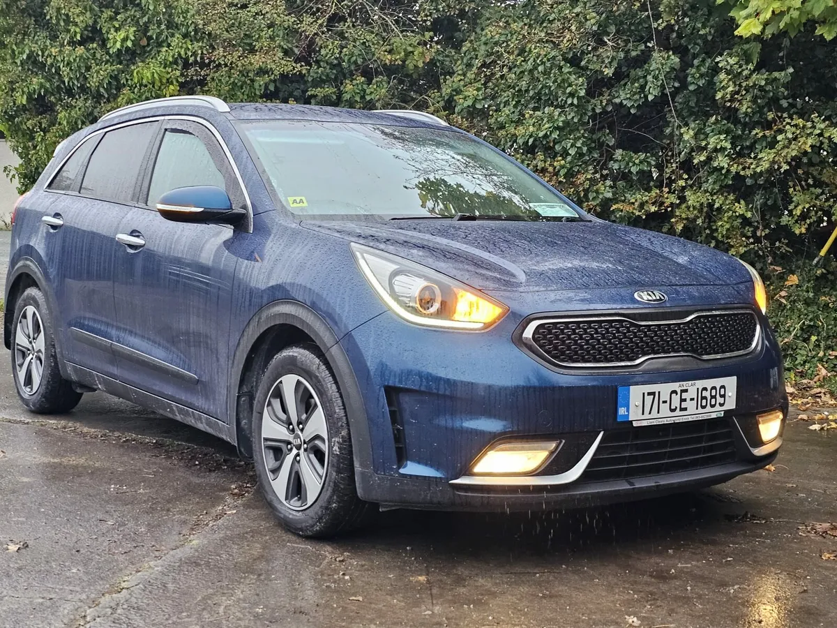 💥2017 KIA NIRO 💥HYBRID 💥LOW MILES 💥 - Image 3