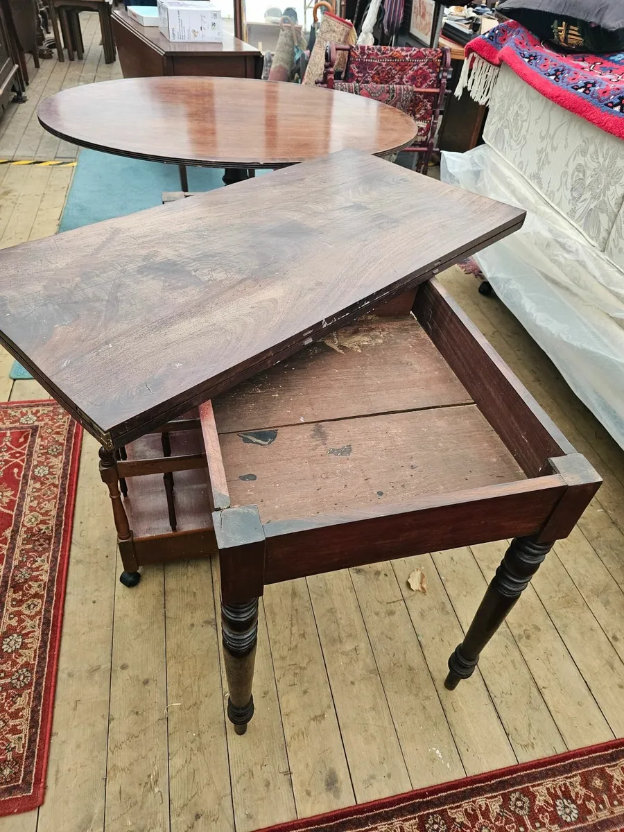 Antique mahogany turn over leaf tea table - Image 3