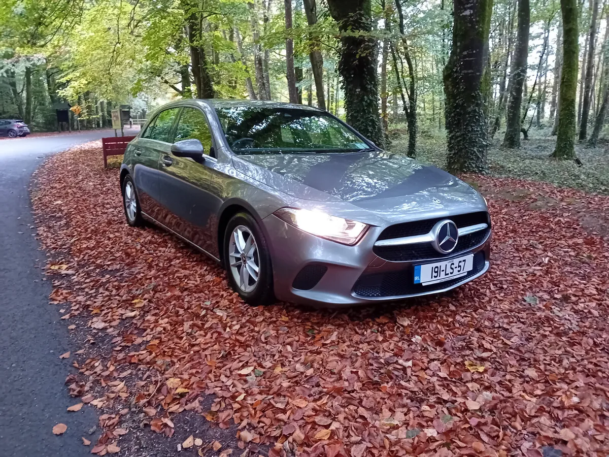 191 MERCEDES  A180D AUTO STYLE  5 DOOR - Image 3