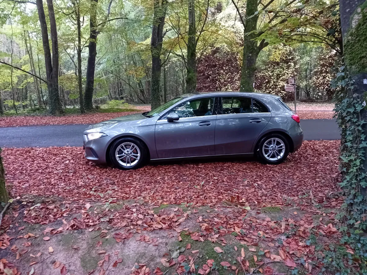 191 MERCEDES  A180D AUTO STYLE  5 DOOR - Image 4