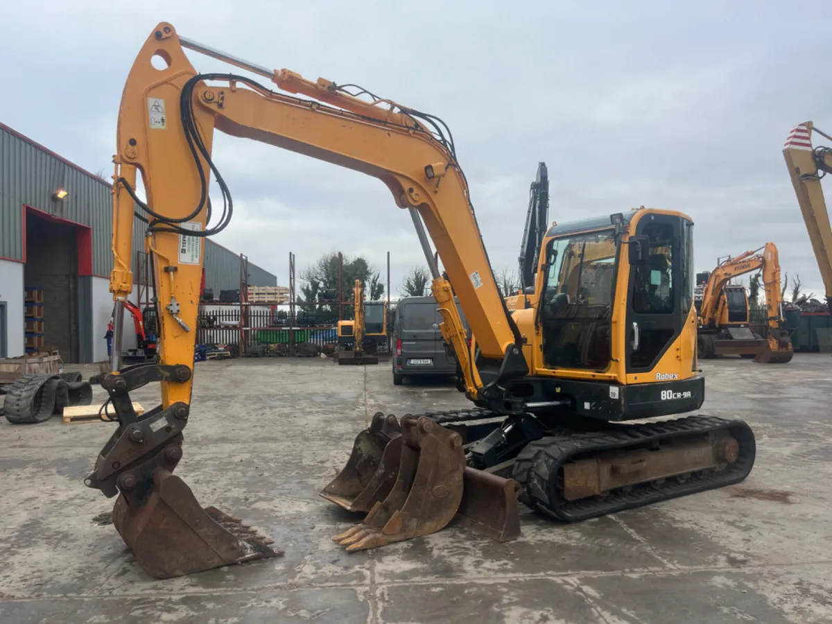 Hyundai R80CR-9A - Image 2