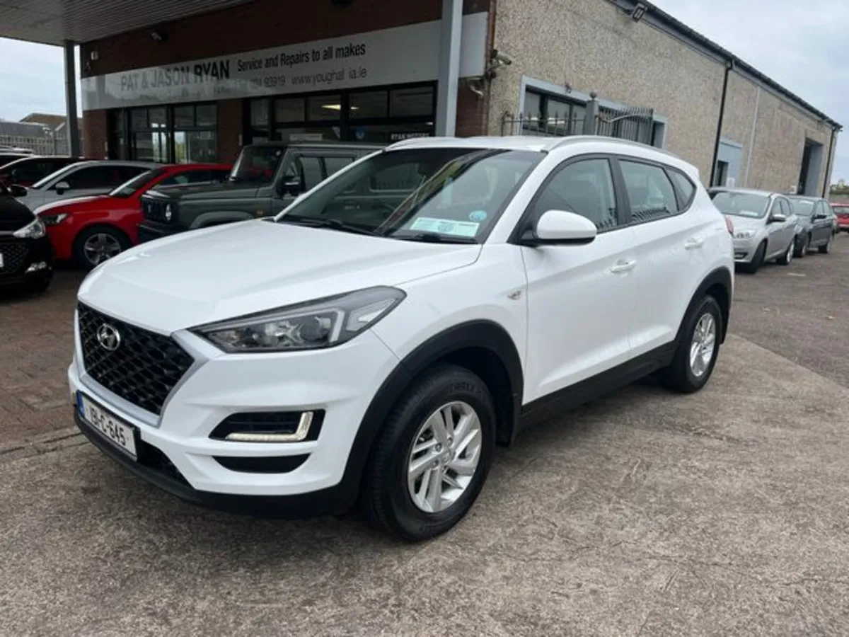 Hyundai Tucson ix35 Comfort 1.6D 5DR - Image 1