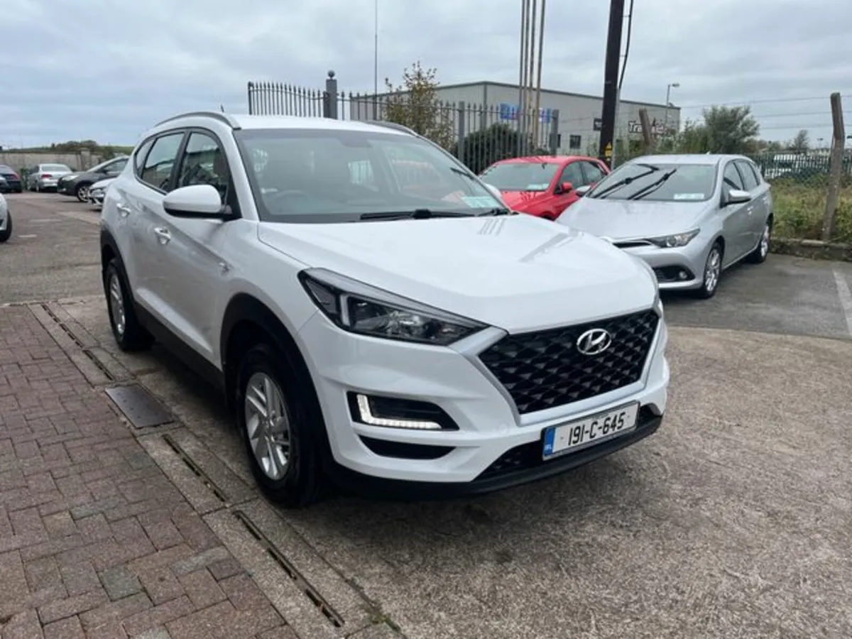 Hyundai Tucson ix35 Comfort 1.6D 5DR - Image 2