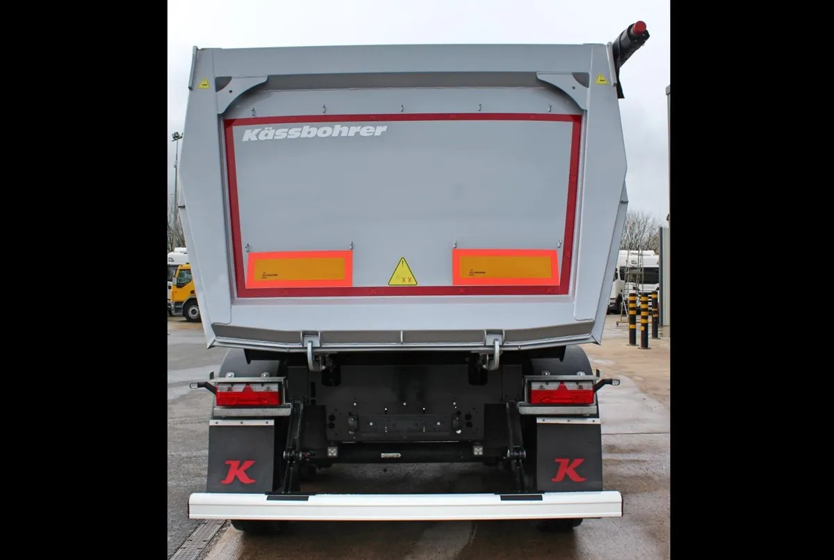 2025 KÄSSBOHRER SKS B 3 AXLE TIPPING TRAILER - Image 4