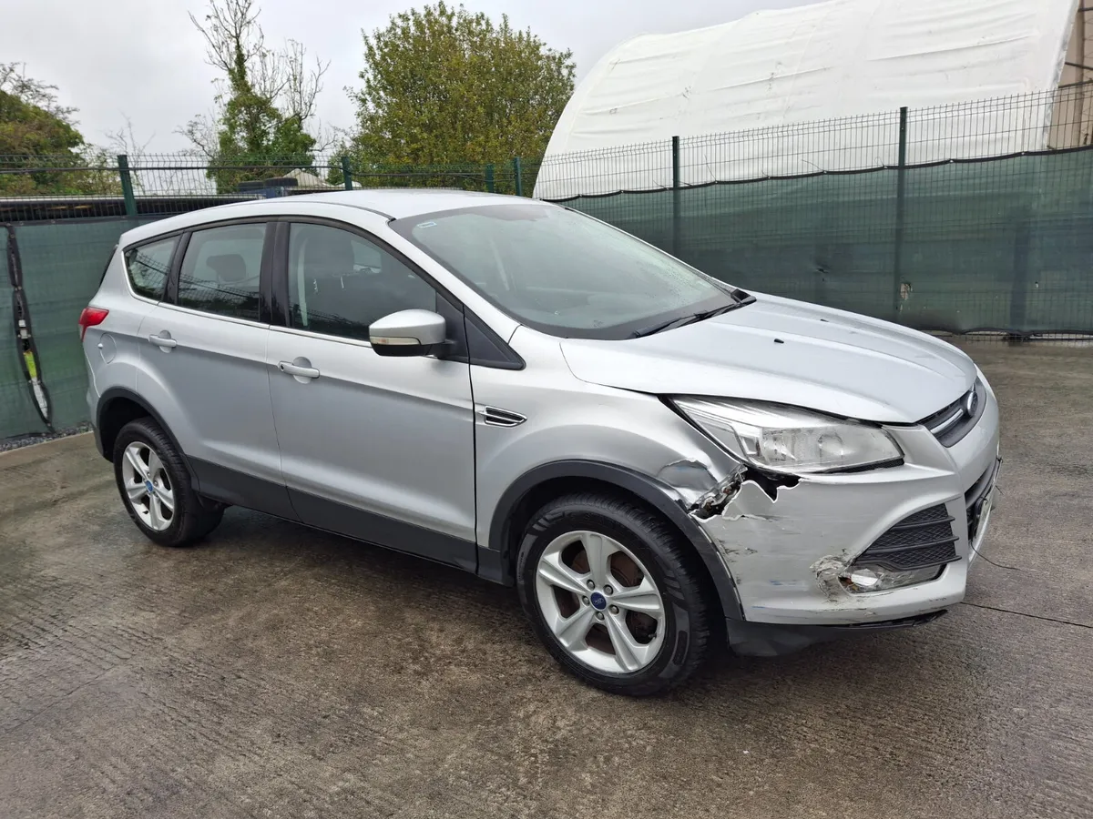 2015 Ford Kuga 2.0 Diesel.Light Damage - Image 4