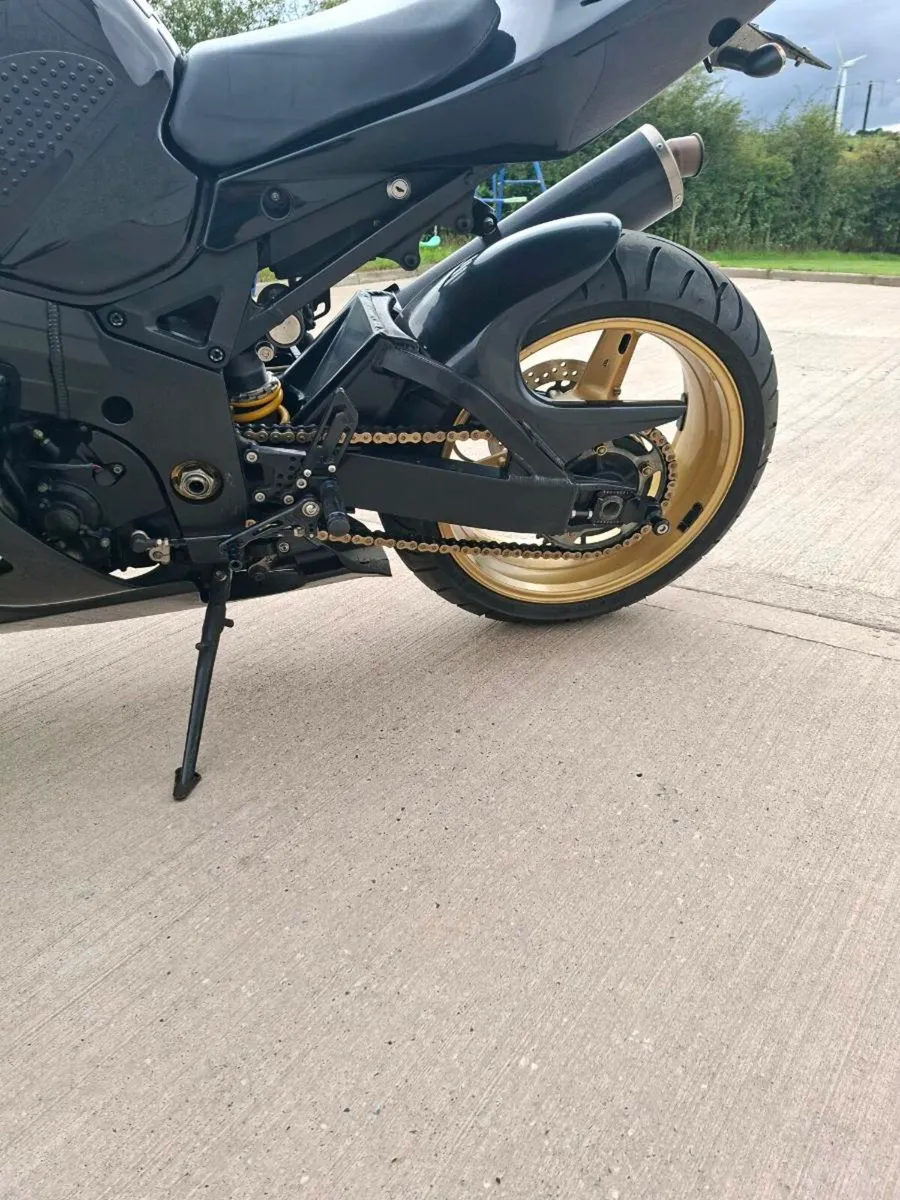 Limited edition Gsxr k4 1000 - Image 4
