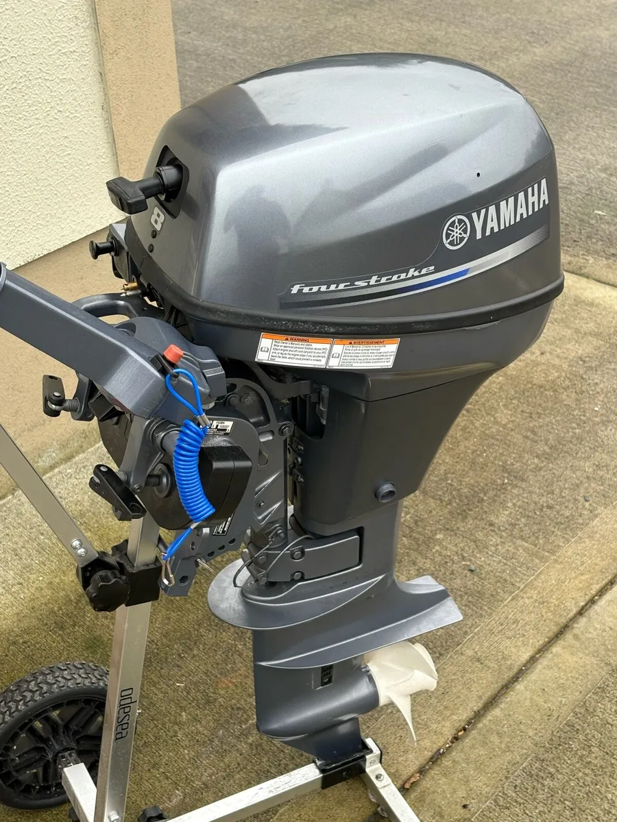 Yamaha 8hp outboard - Image 3