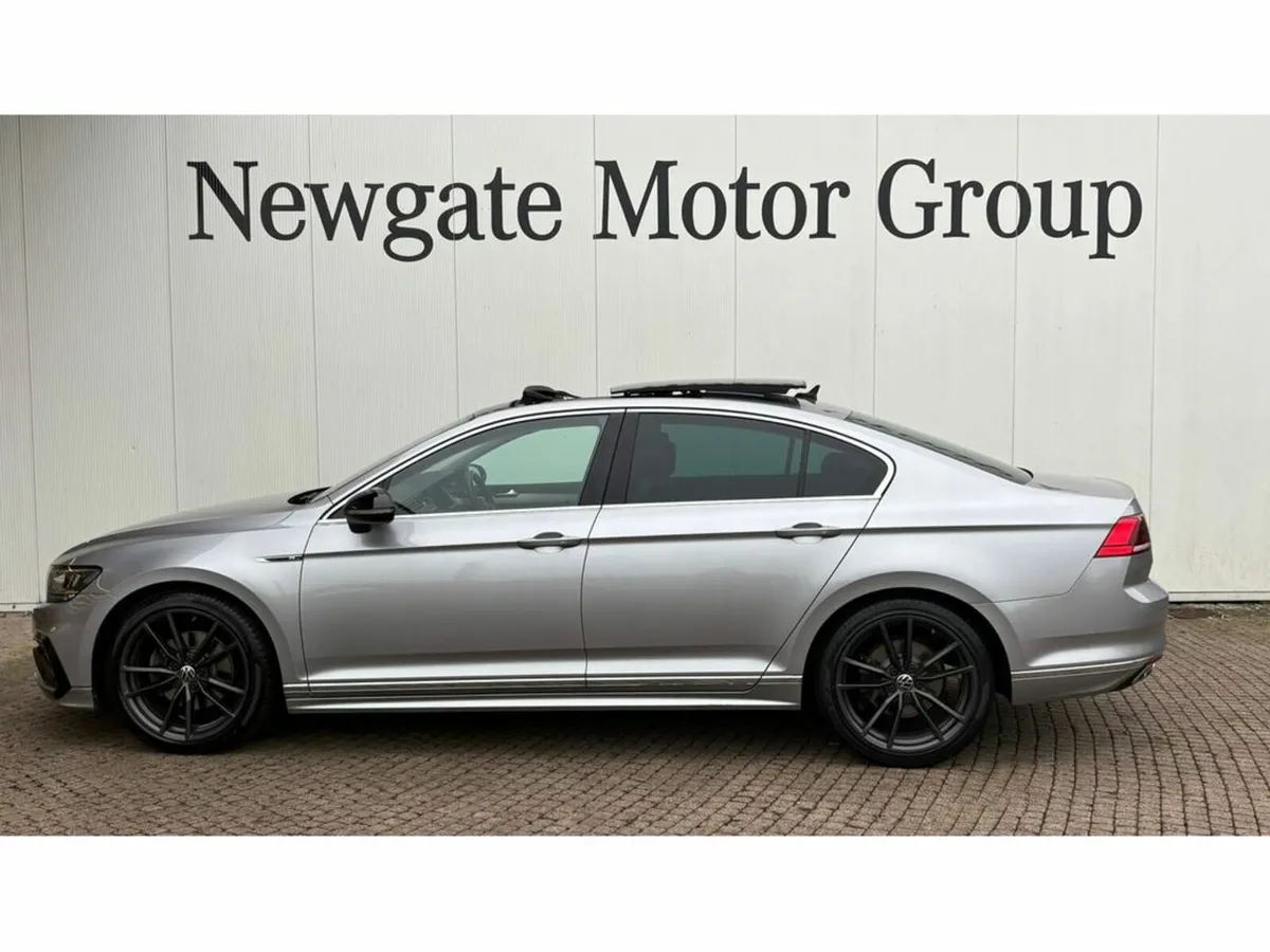 Volkswagen Passat Rline 2.0tdi D7F 150 4DR Auto - Image 4