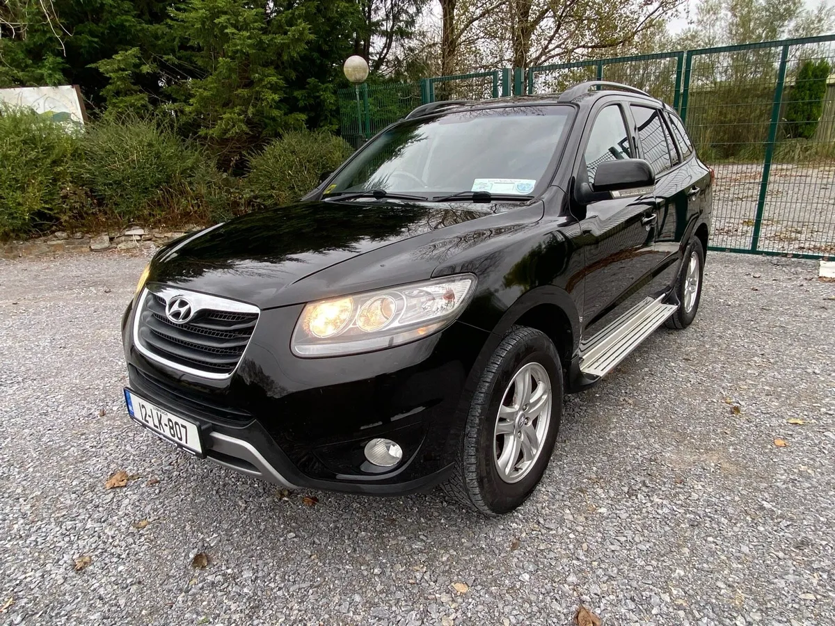 2012 Hyundai Santa Fe Dsl 7 Seater - Image 1