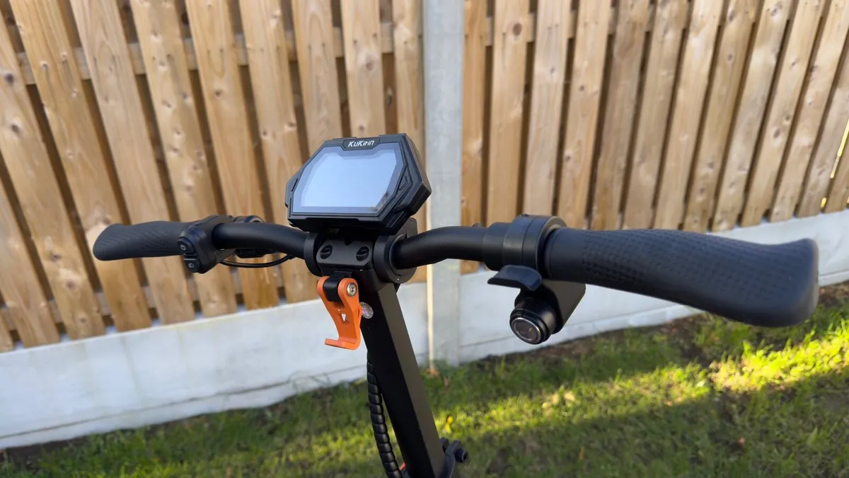 Kukirin G2 Pro VMP (USED ONCE FIR REVIEW) - Image 2