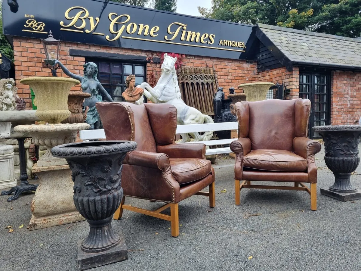 Matching  pair leather wing chairs - Image 2