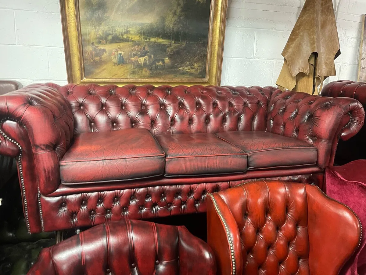 Antique chesterfield sofa - Image 1