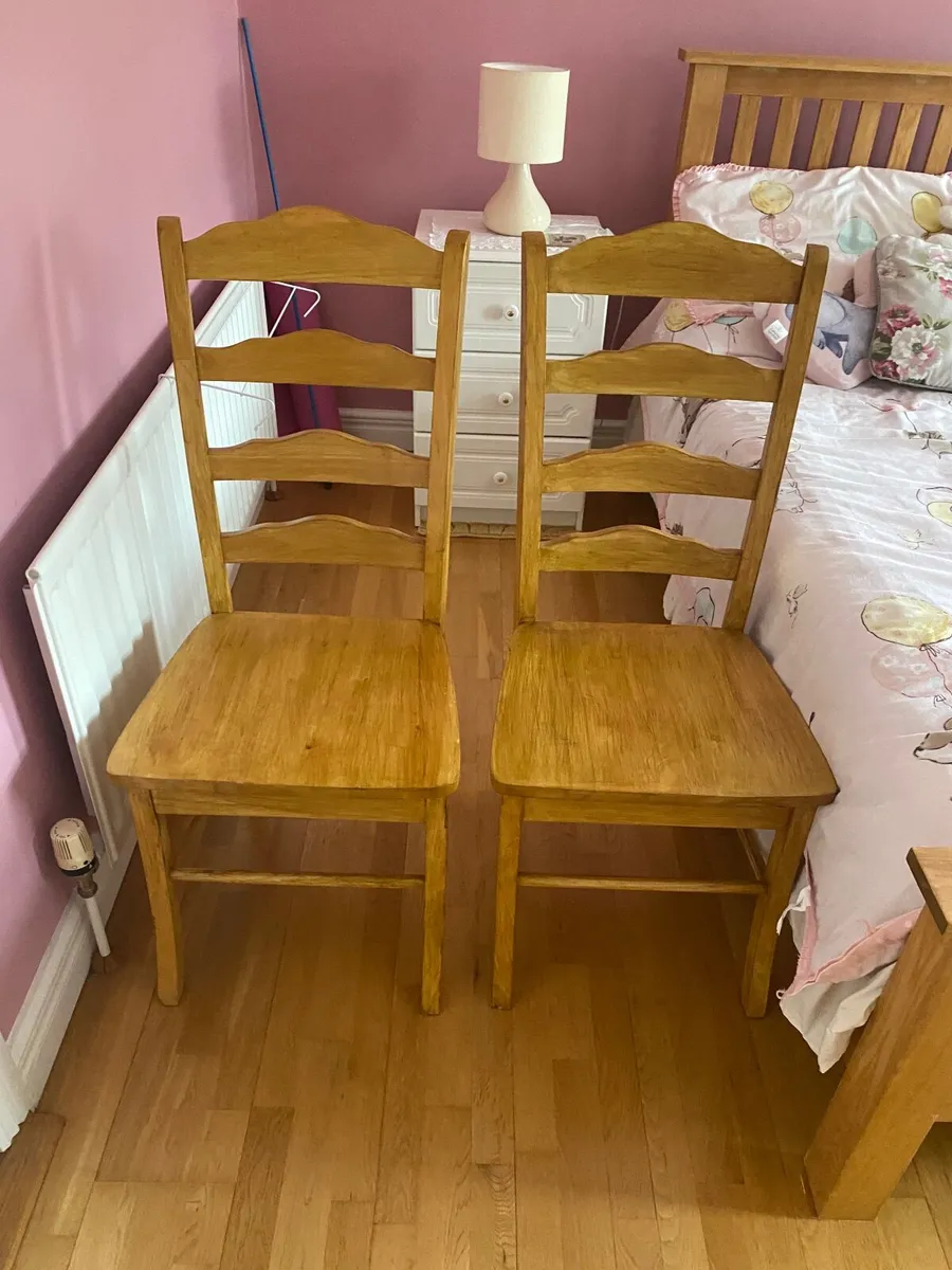 Kitchen chairs - Image 1