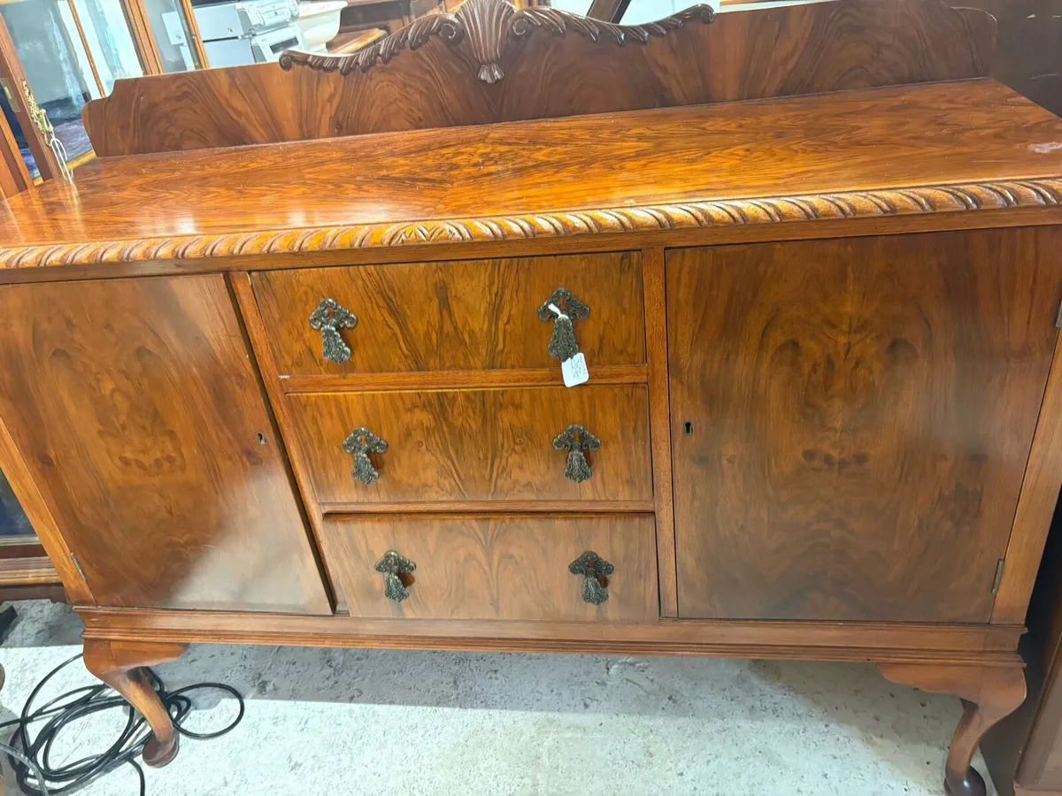 Early 19th Century Walnut Sideboard - Image 1