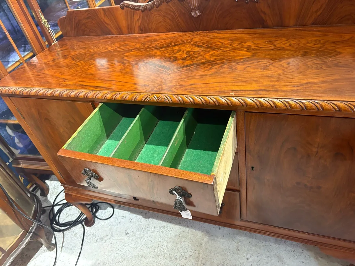 Early 19th Century Walnut Sideboard - Image 3