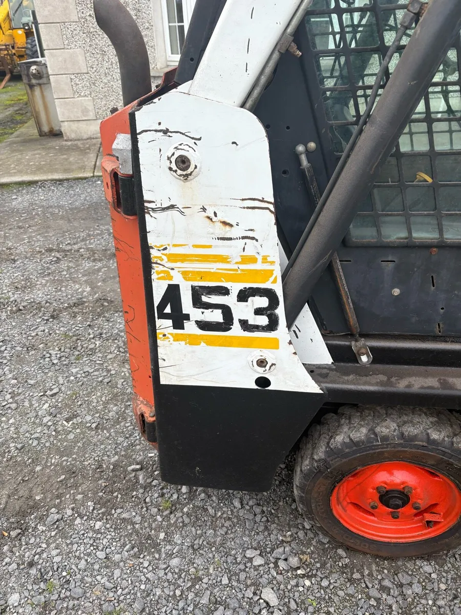 Bobcat skid steer - Image 3