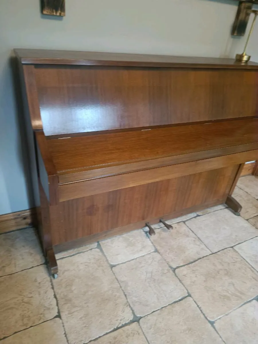 Piano - Image 3