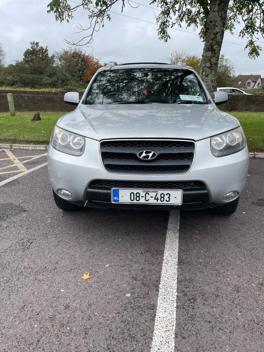 Hyundai Santa Fe - Image 2