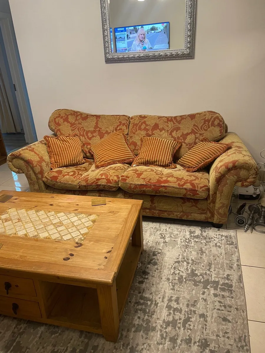 3 Seater Couch - Image 2