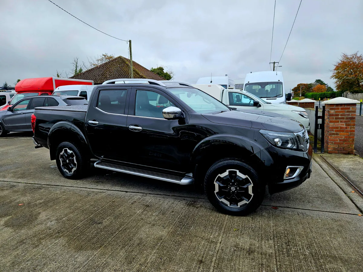 2021 NISSAN NAVARA TEKNA MODEL AUTOMATIC NP300 2.3 - Image 4